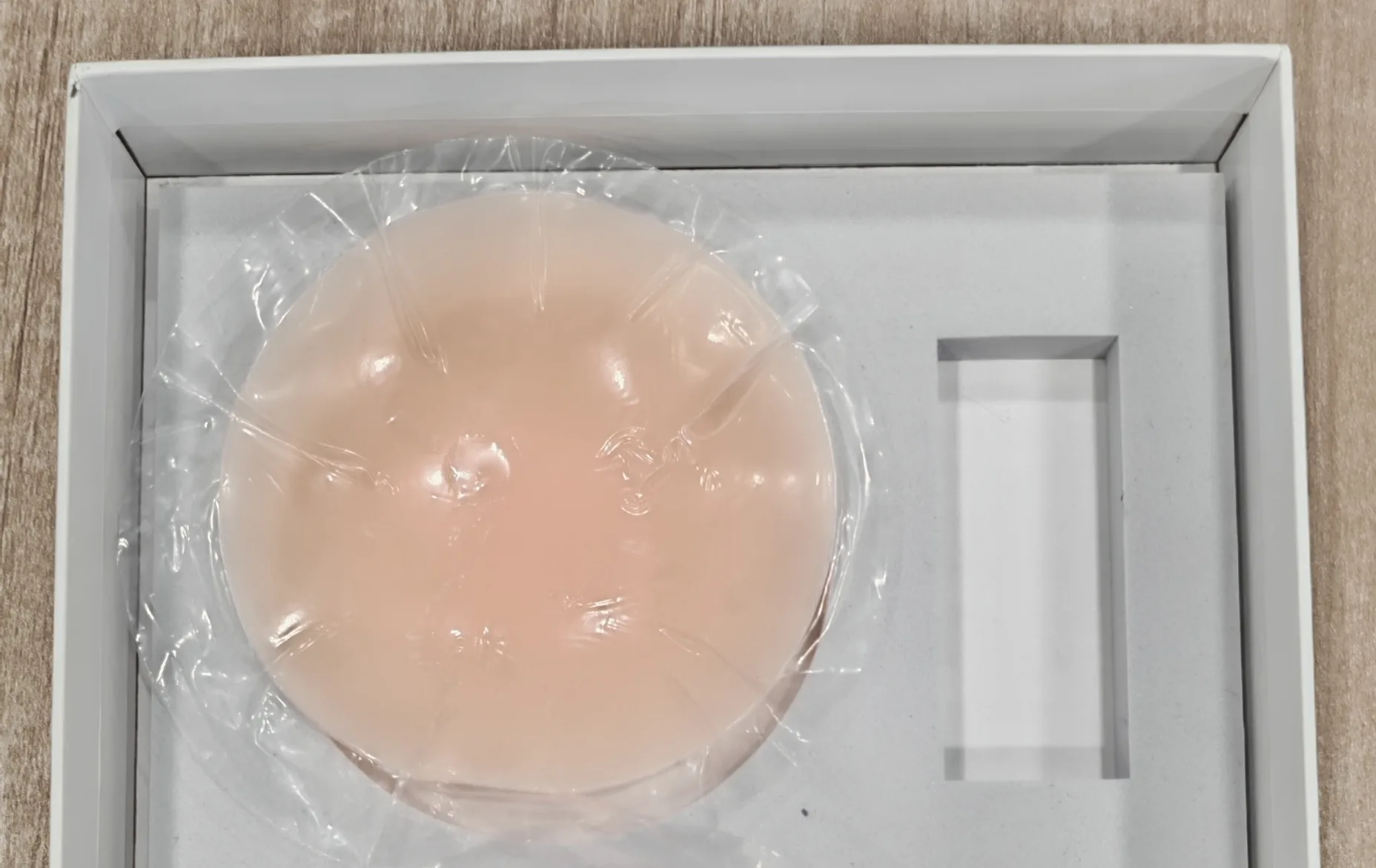 Packaging insert for silicone nipple covers